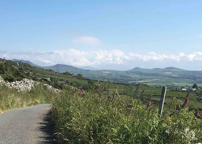 1 Bryn Tirion Uchaf