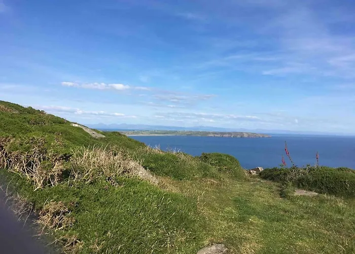 1 Bryn Tirion Uchaf